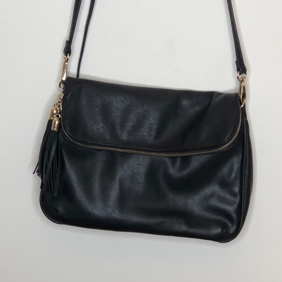 bp Handbags - Black BP crossbody purse